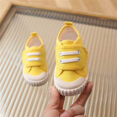 夏季儿童帆布鞋一脚蹬幼儿园低帮方口白色宝宝纯色透气软底外贸鞋